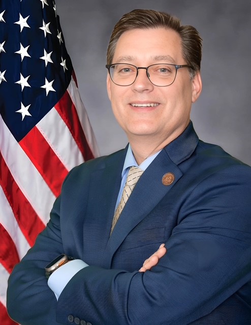 Commissioner Robert Patrick